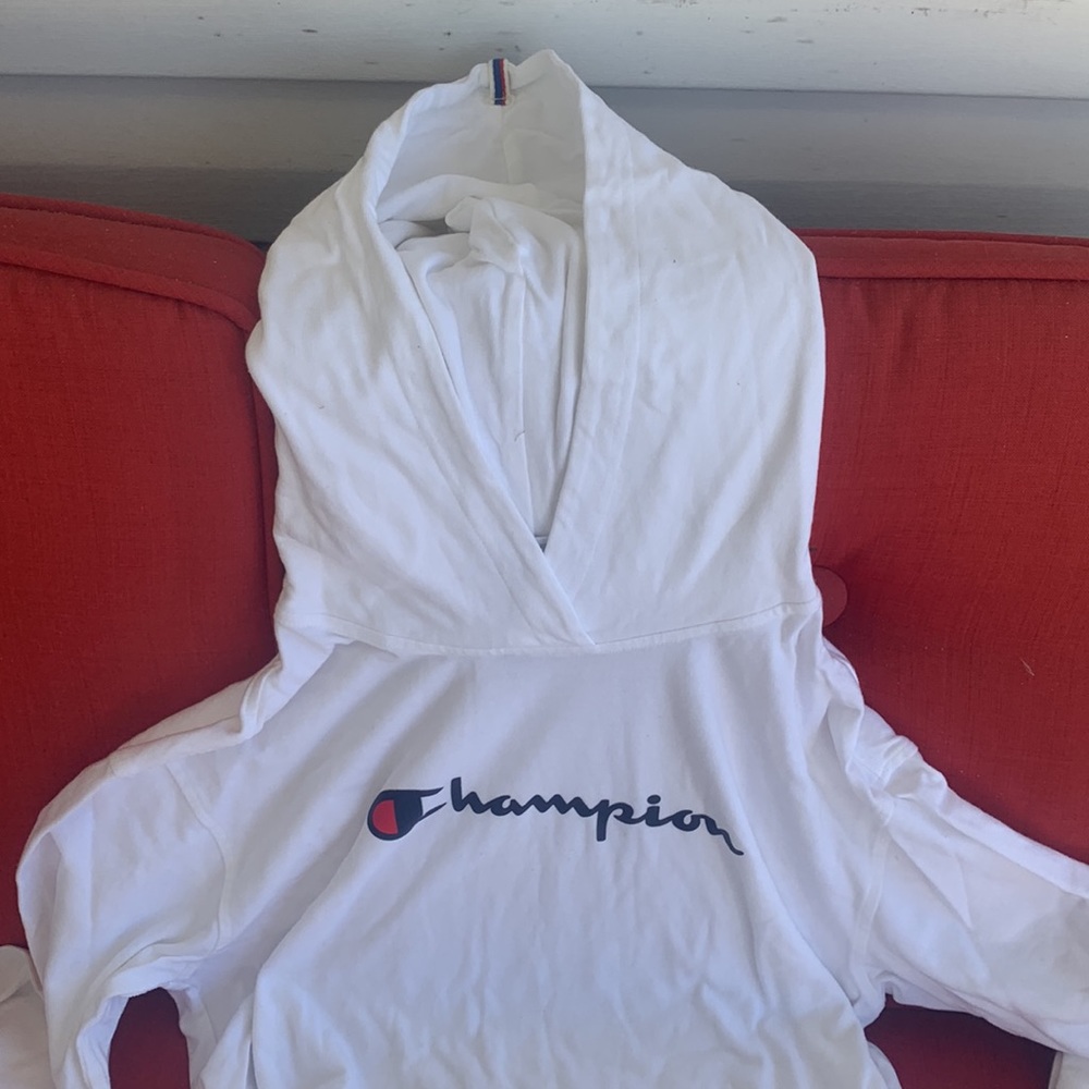 Champion nwt medium hoodie